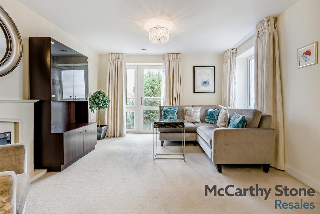 8669184-interior03-800.jpg