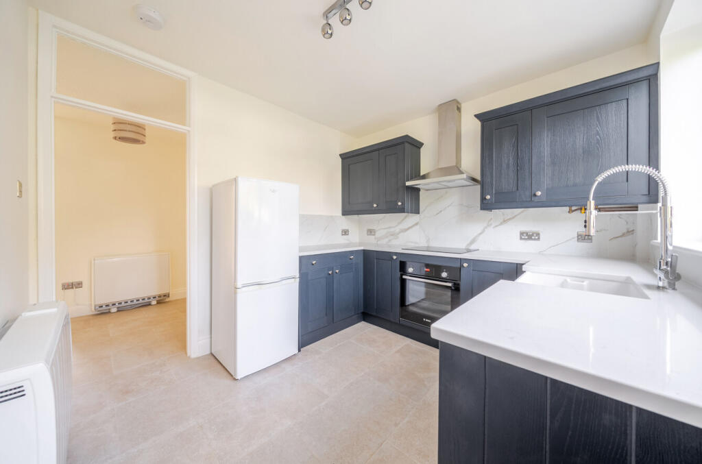 1374275-14-6900ab...