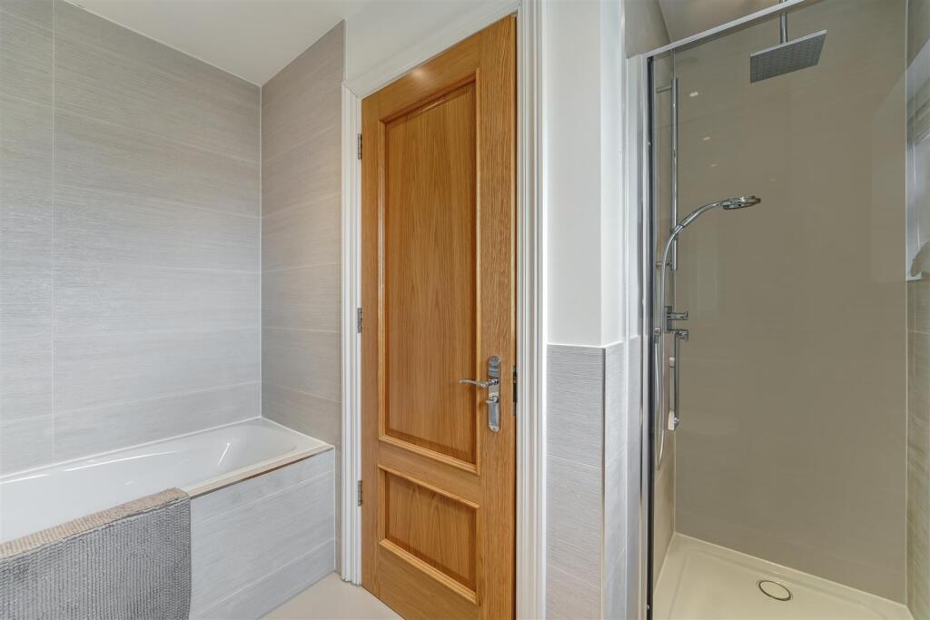 PINE HILL, 9, THORNHILL HOUSE (16).jpg