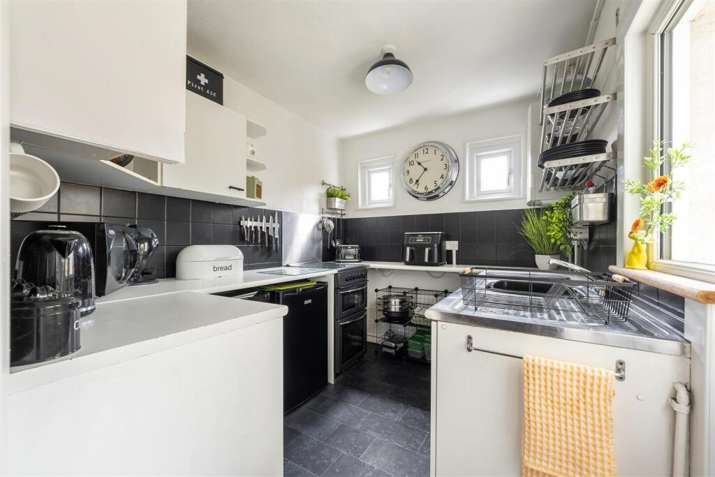 Kitchen-1.jpg