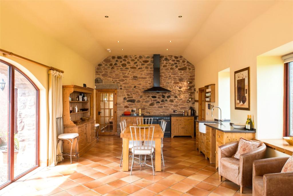 Liv/Din/Kitchen