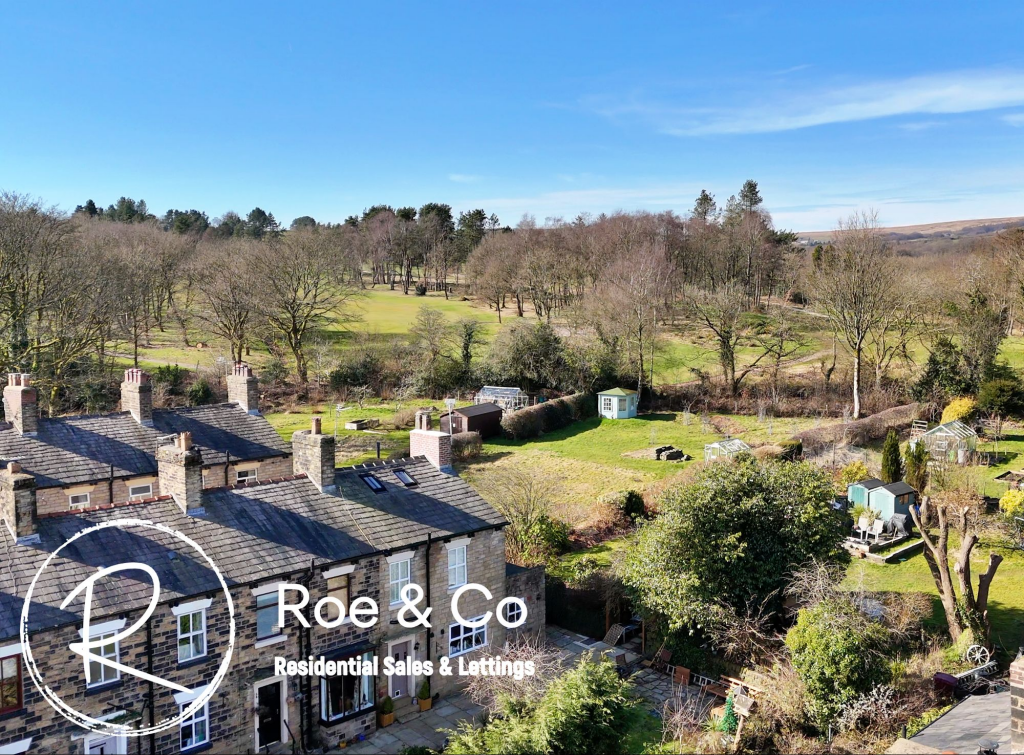 Aerial view to the rear