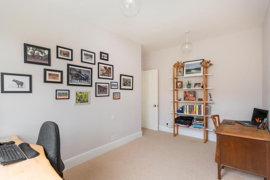 1L3PSG - Bedroom A.jpg