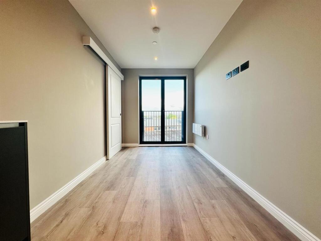 WhatsApp Image 2024-04-17 at 16.54.43_d8f85558.jpg