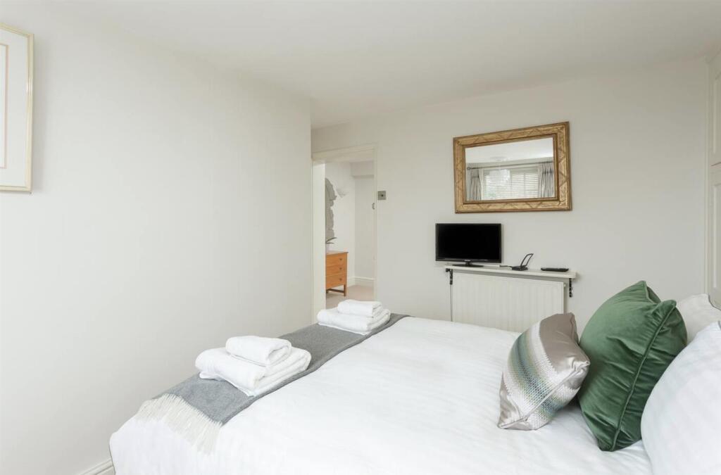 Other bedroom.jpg