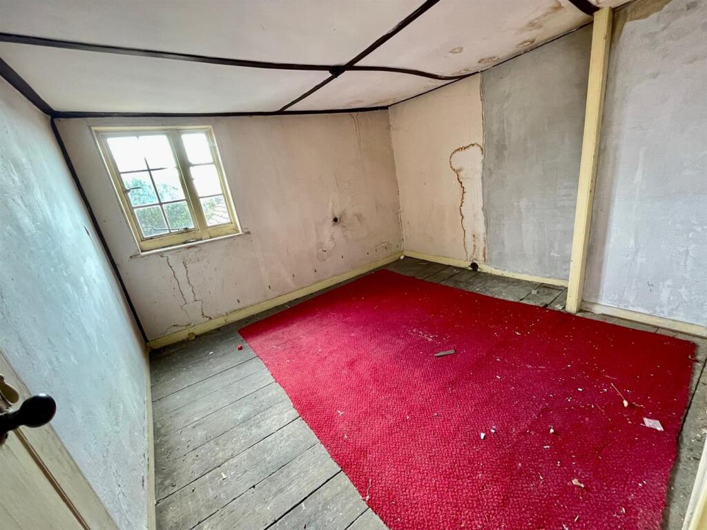 Second Floor Rear Room