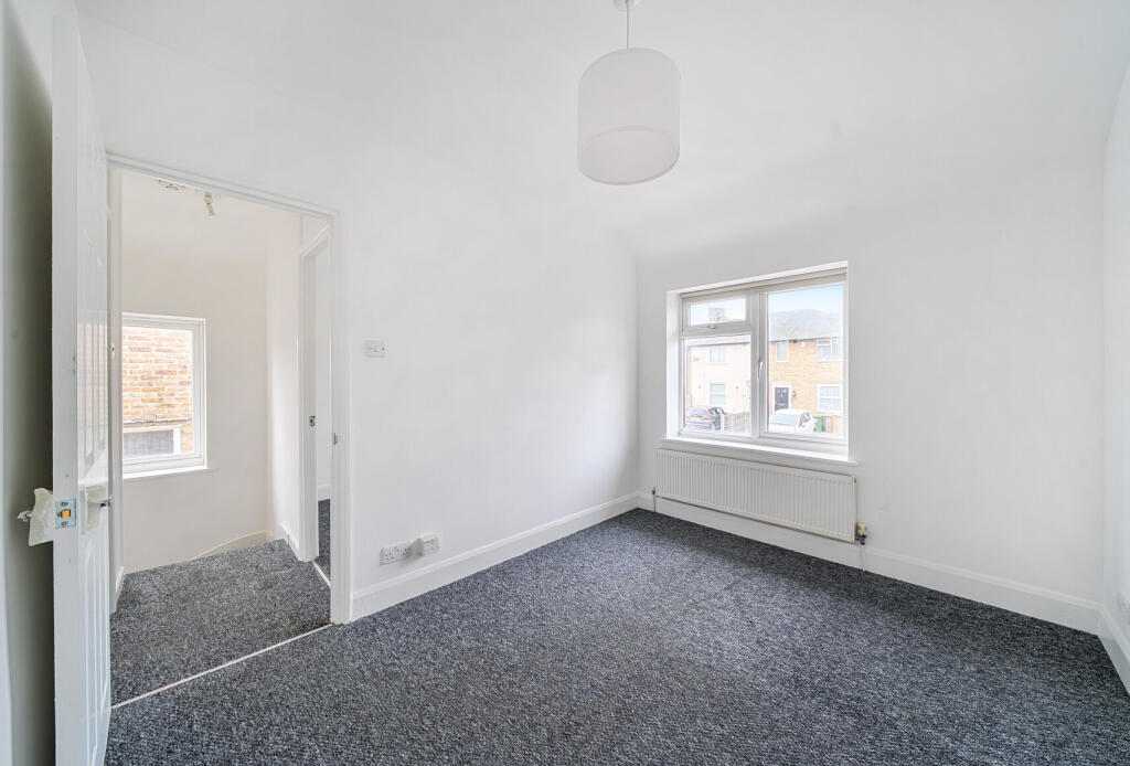 1387703-15-6936ae...