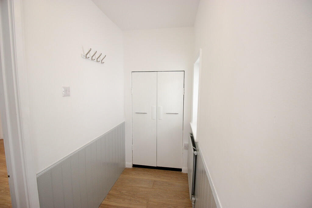 IMG_14872_15_larg...