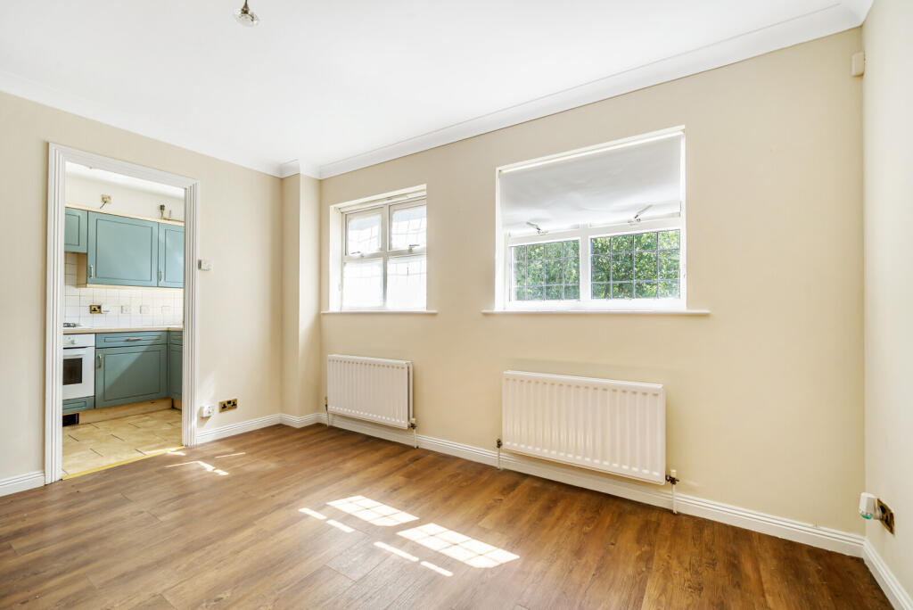 1325151-8-687230a...