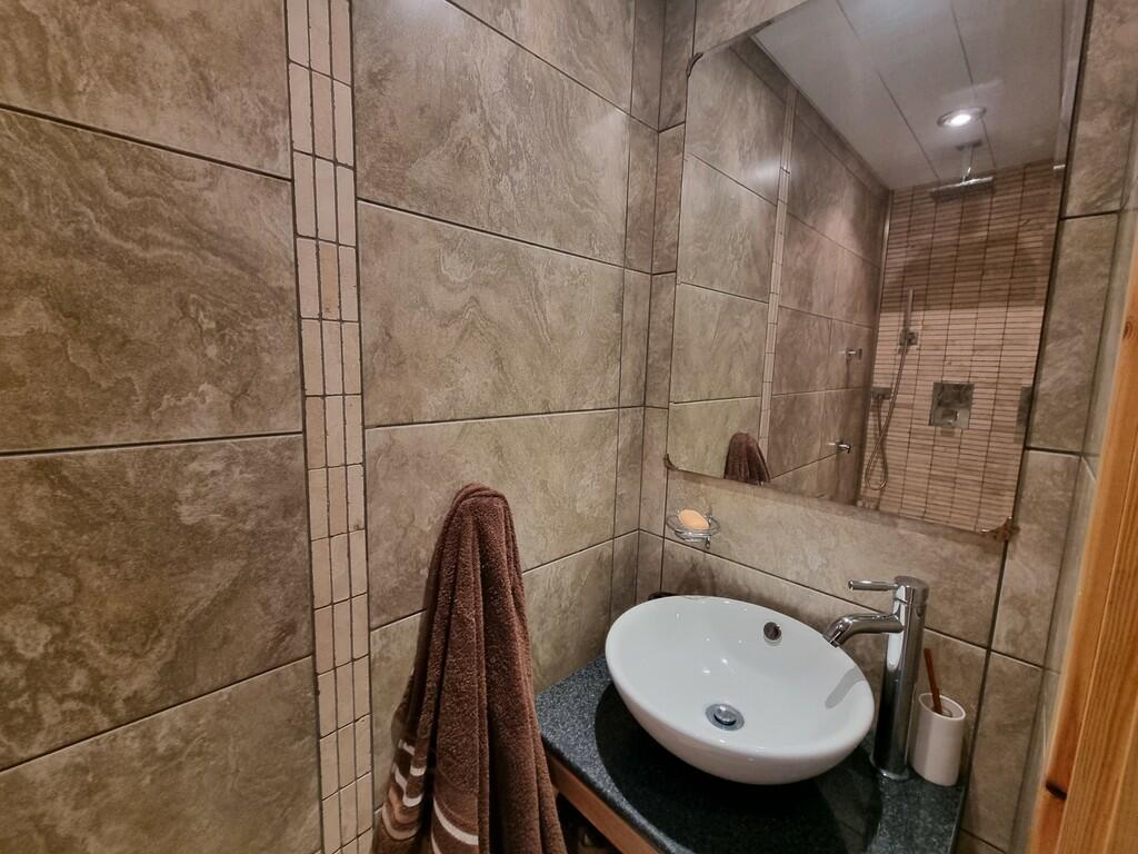 Wetroom View 2