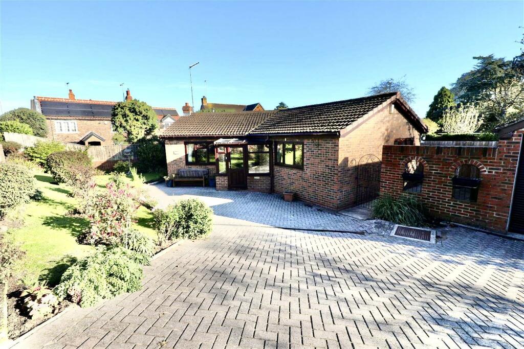 229 Hull Road - Front 4.jpg