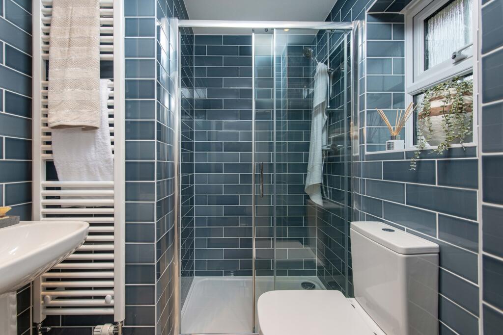 LanguardView_Hadley_Ensuite