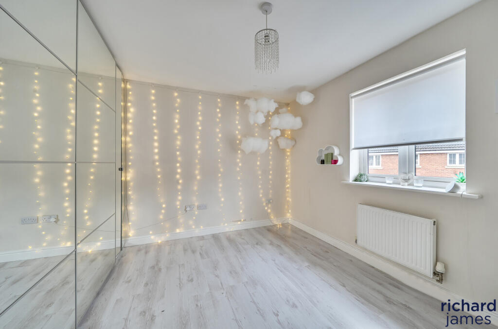 0217e0a059ae4bd1aec9563834f328dd