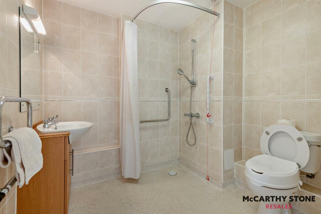 8589580-interior04-800.jpg