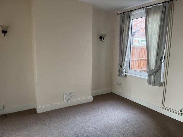 9 Milton Dining Room