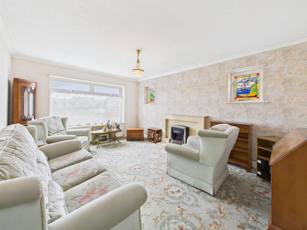 Lounge: