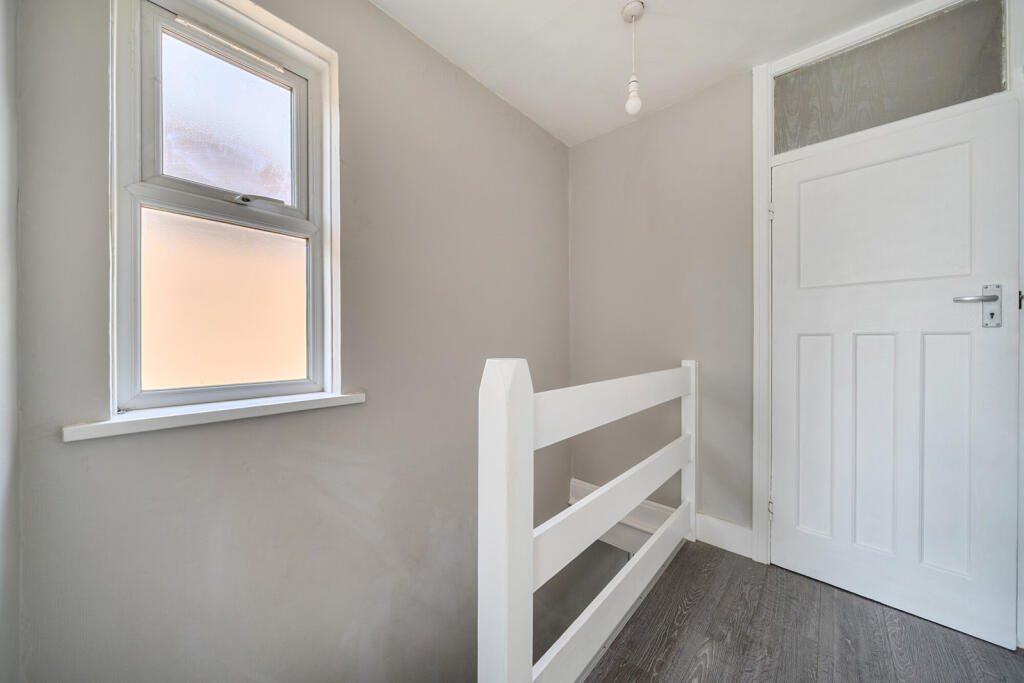 1357384-3-68d294c...