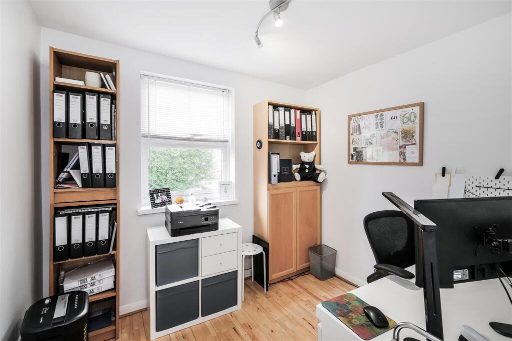 63 beresford Road-9.jpg