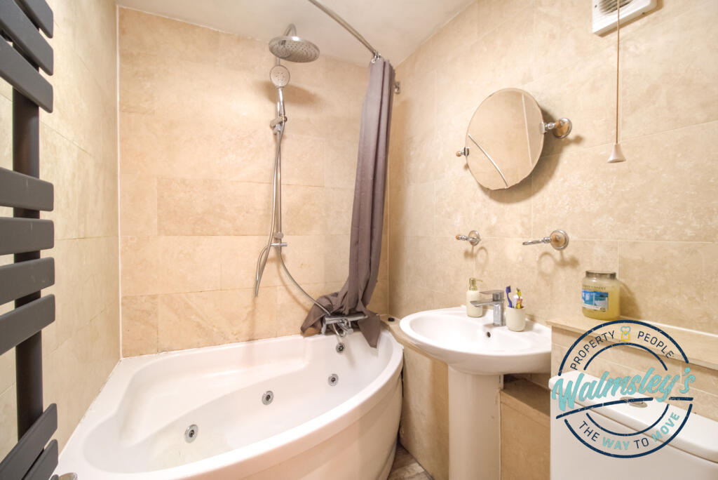 Family bathroom