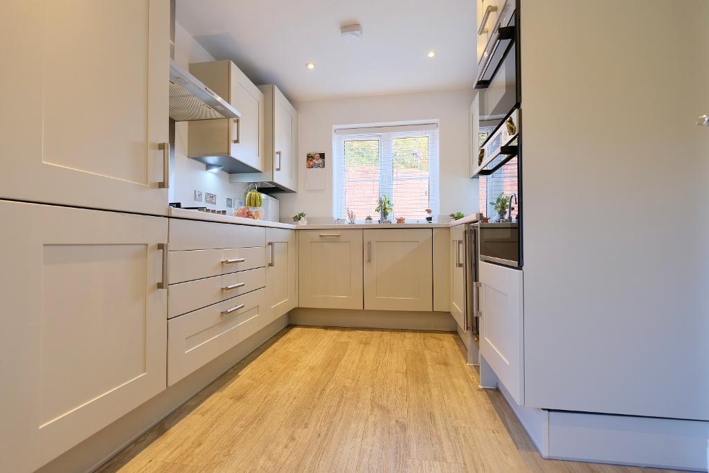 Fully fitted modern kitchen