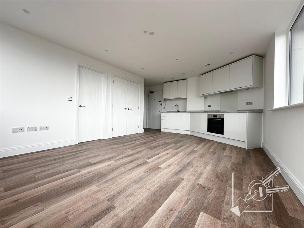 Open Plan Kitchen/ Living Area