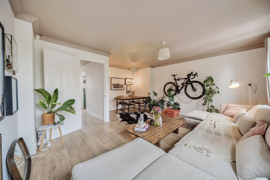 1300916-17-6841ca98907cc