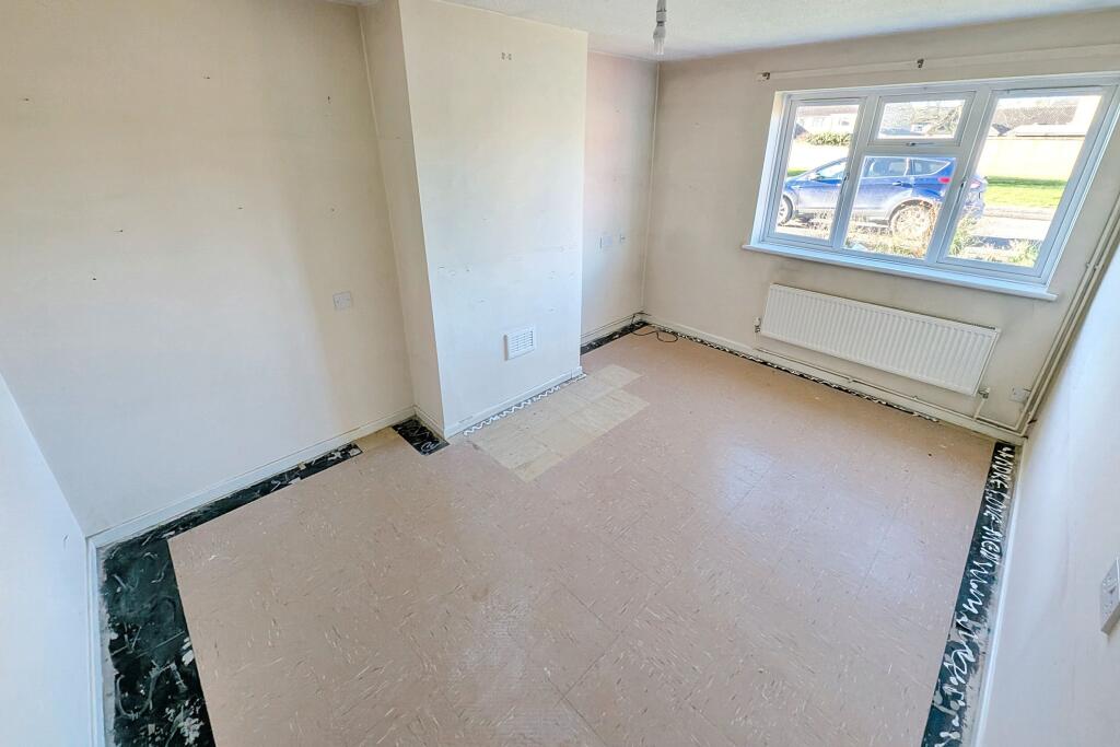 9 Beaumaris Road, Sawtry, Huntingdon, PE28 5SF
