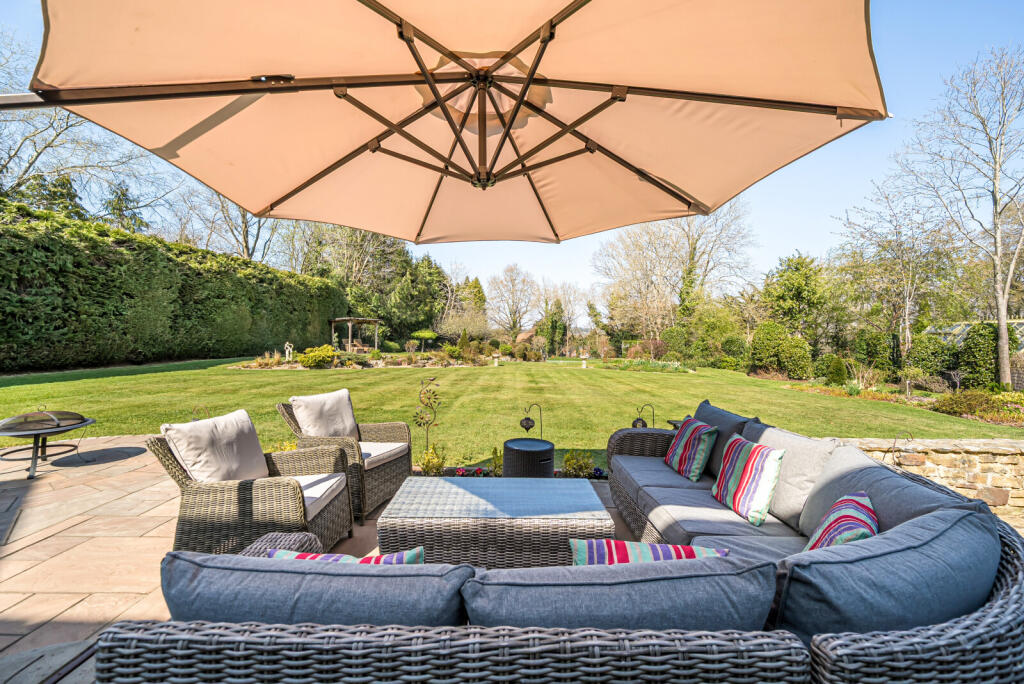 1270330 (34)aa.jp...