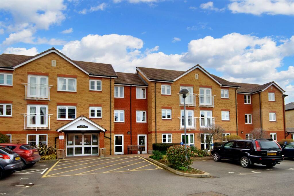 Goodes Court exterior.JPG