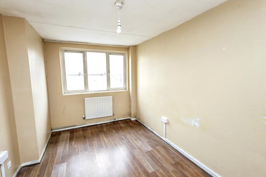 15 Linslade House, Lisson Green Estate, 36 Paveley Street, Marylebone, London NW8 8TL