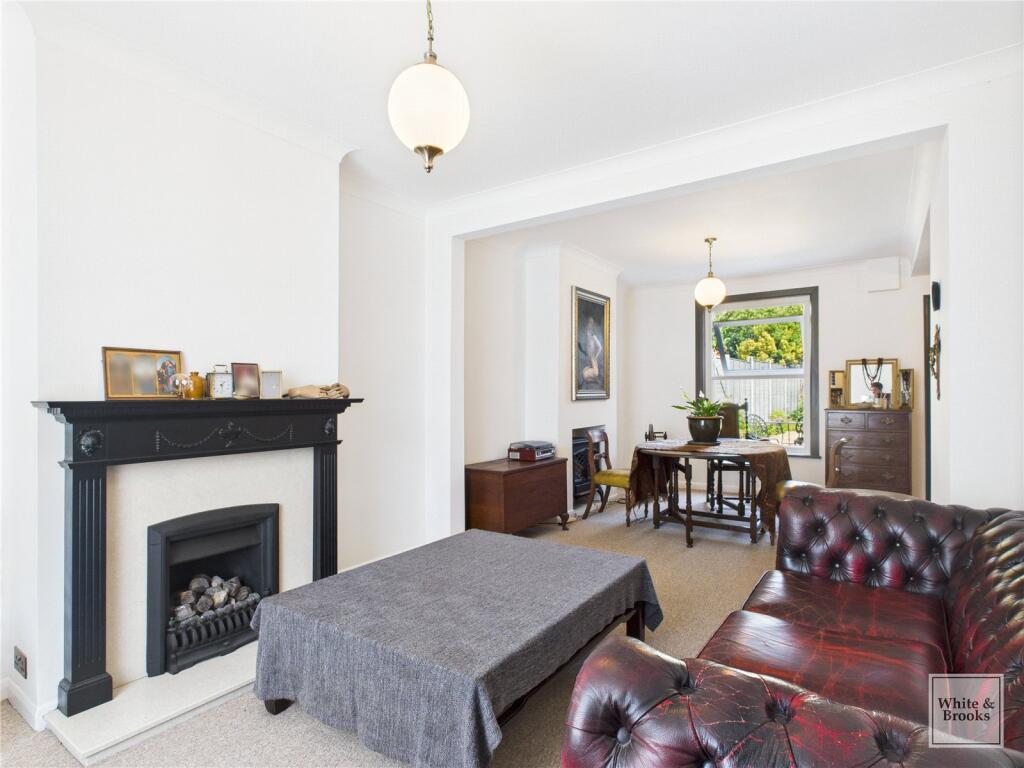 Living/Dining Room