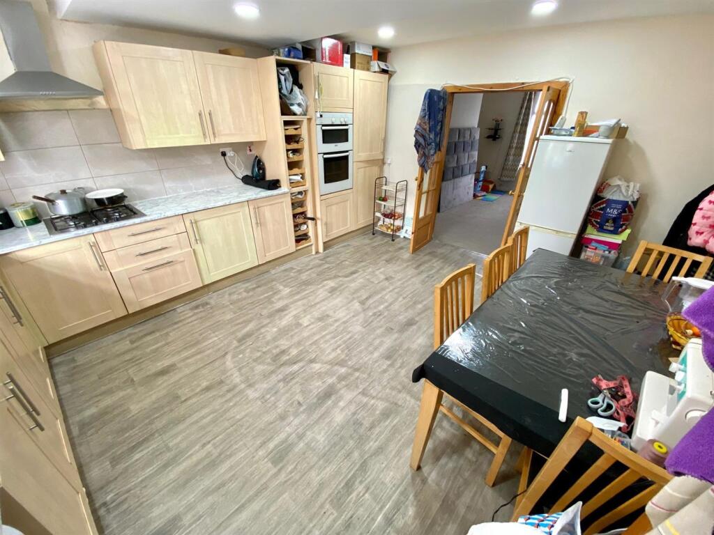 Bramleys Estate Agents - Halifax Old Road - Birkby