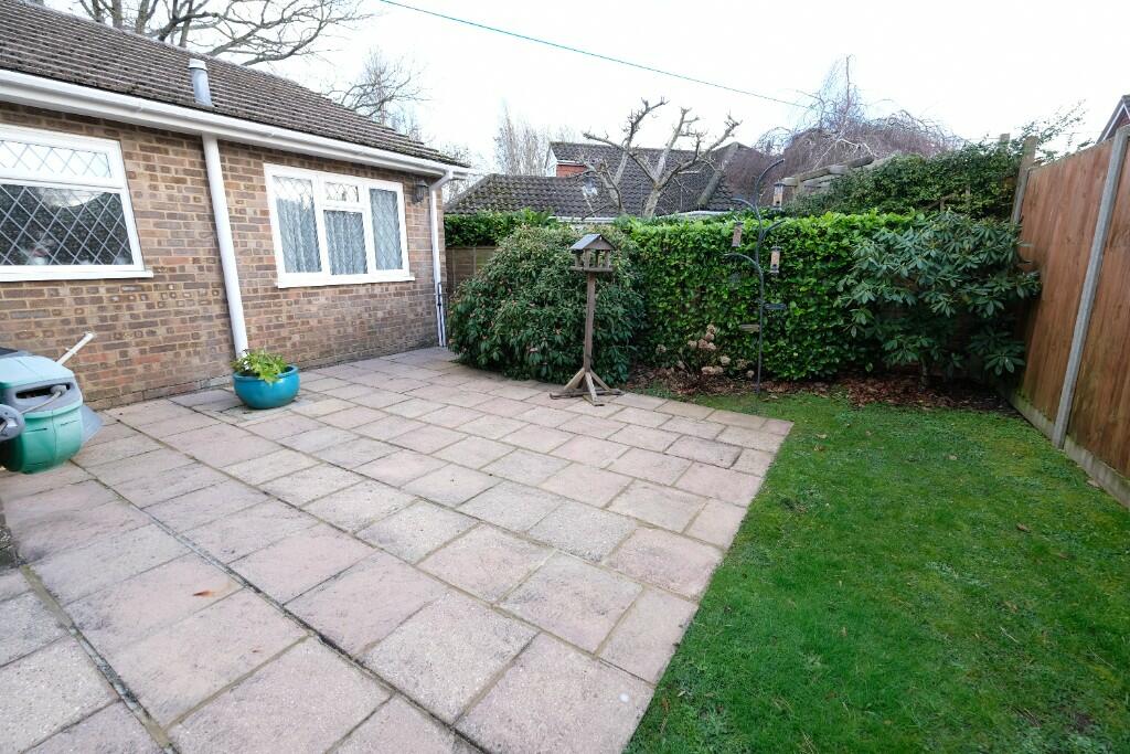 GARDEN 