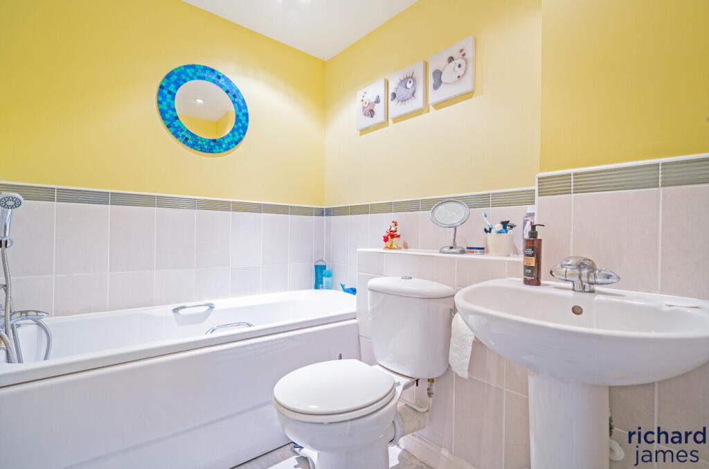 806852ed32264b86b9f9bec396b62944