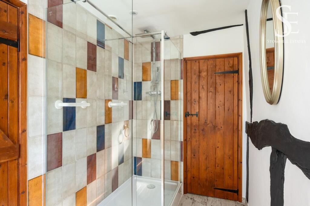 Master ensuite