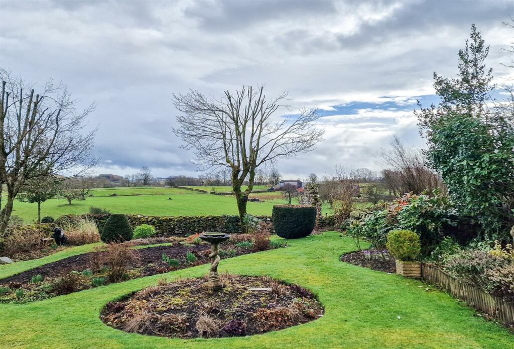 Garden 1.jpg