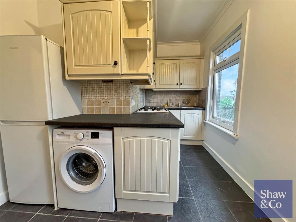 Kitchen1.jpeg