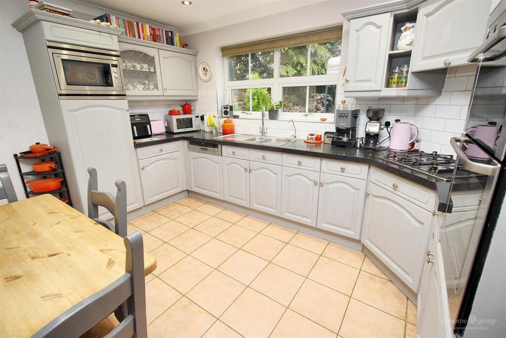 Kitchen Breakfast Room