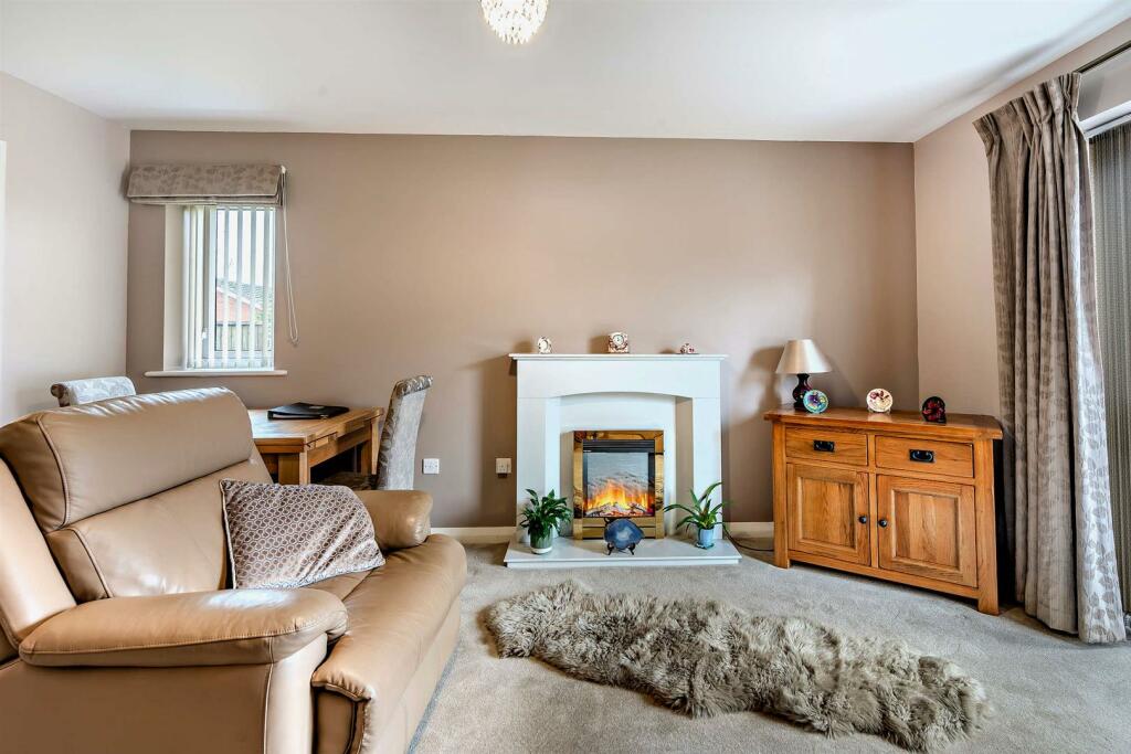 8580863-interior05-800.jpg