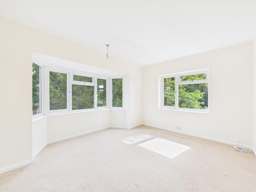 CAM04018G0-PR0325...