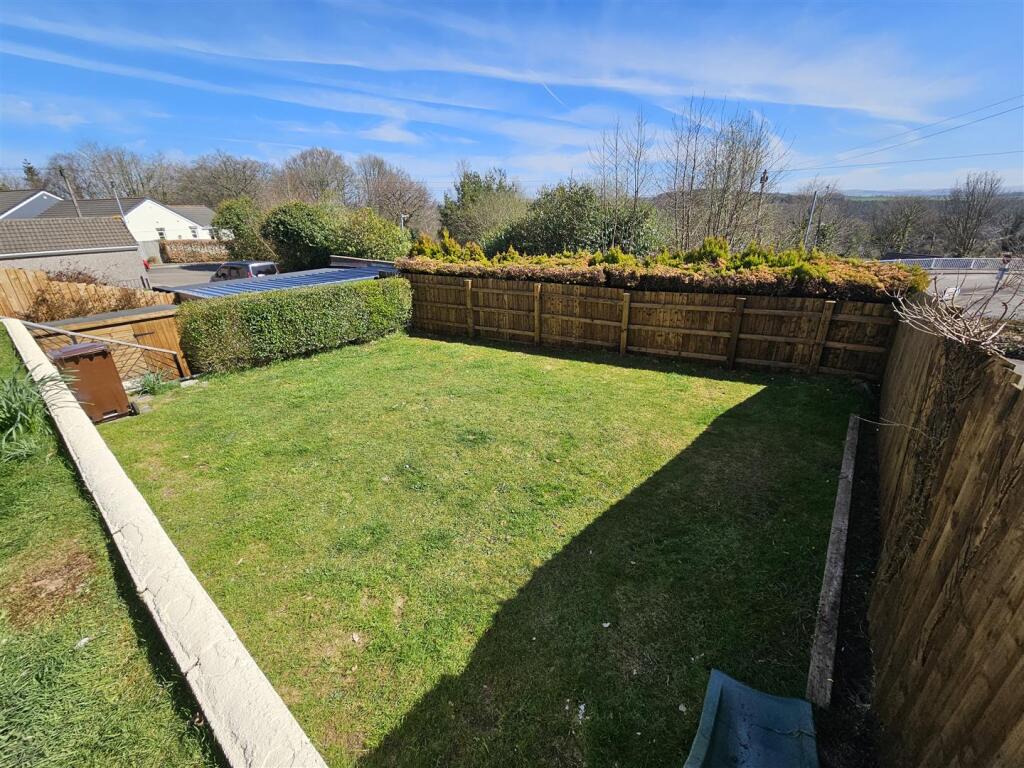 Lower Lawn.jpg