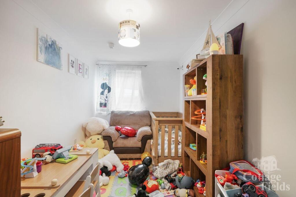 Flat 13, Geary Court - eYXcdP47CelFGXmM27Mz - Copy.jpg