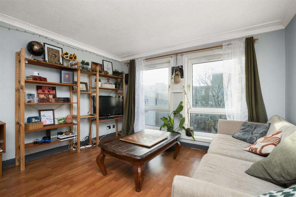32 Fernie Place_11.jpg