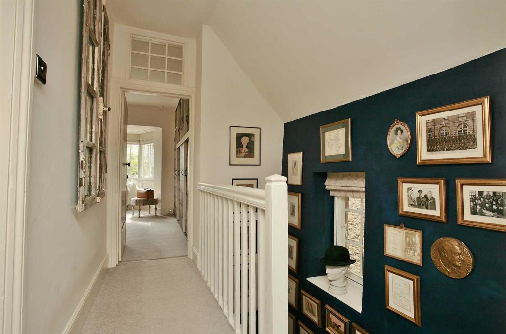 First Floor Landing.jpg