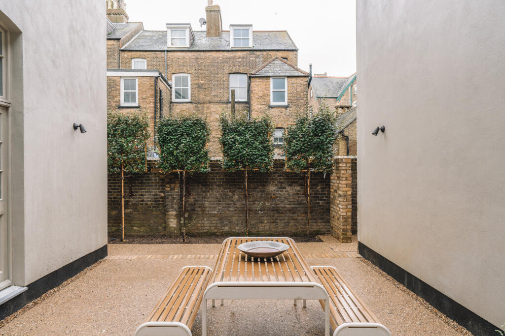 238625 - VictoriaBaptistChurch_HighRes-24.jpg