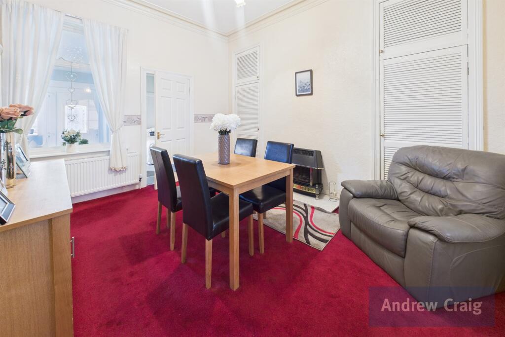 Bedroom/Reception Tw