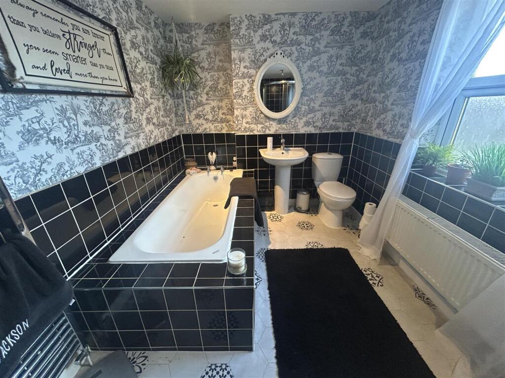 BATHROOM &amp; WC