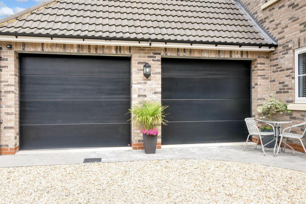Double garage