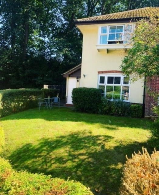 7 Queensbury Place front.jpg