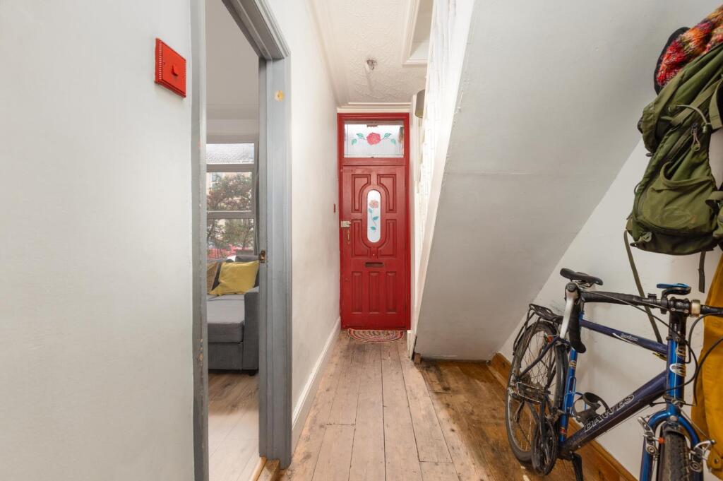 14 Woodbine Street, BS5-30.jpg